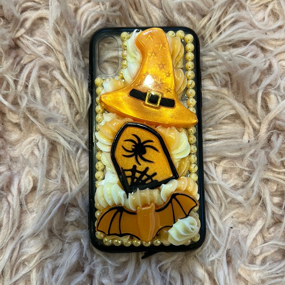 Kiyois Kustoms IPhone X Halloween Witch Case